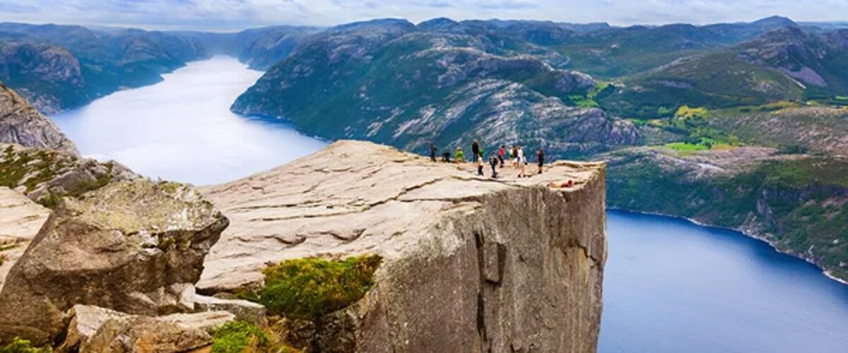 Tur til preikestolen? – illustration