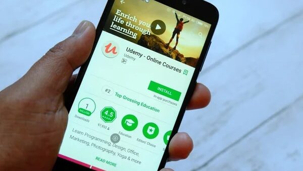 Online plattformer kan hjelpe deg laere nye ferdigheter featured